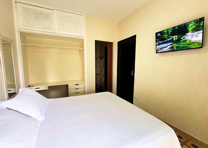 Tombo Beach Hostel&Suítes