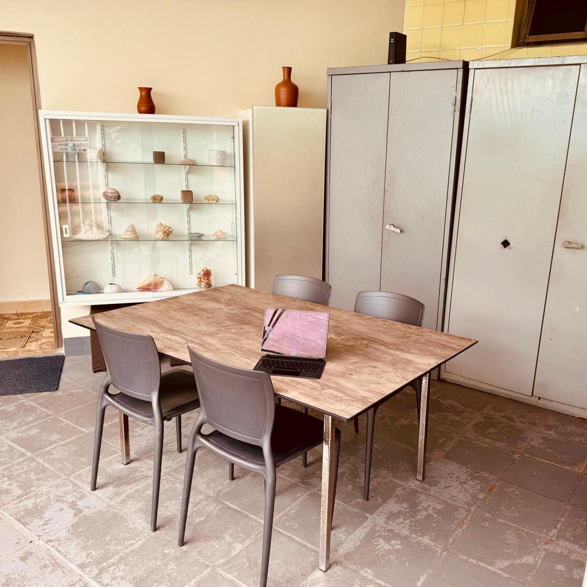 Tombo Hostel&suítes Inn