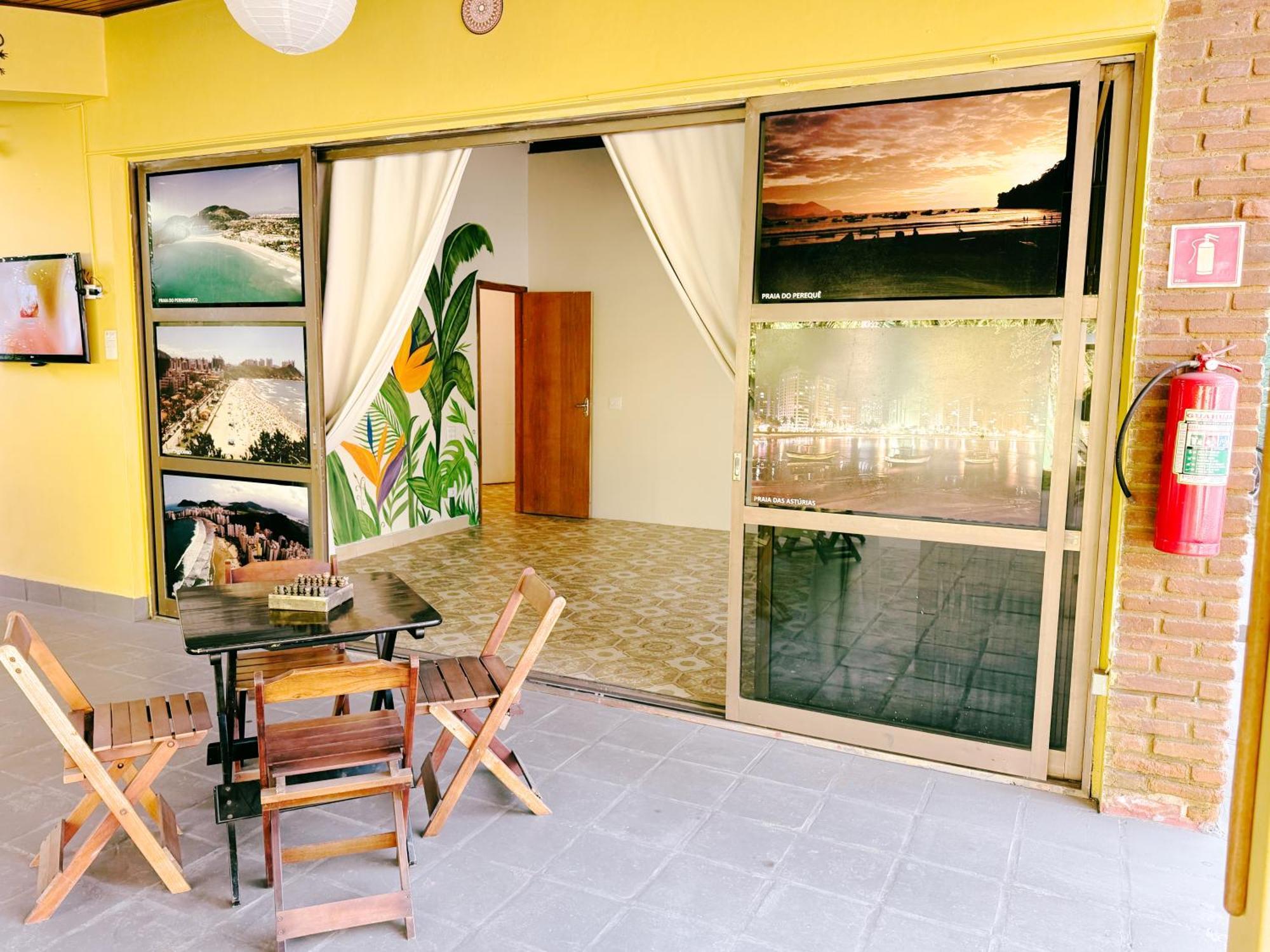 Tombo Hostel&suítes 2*