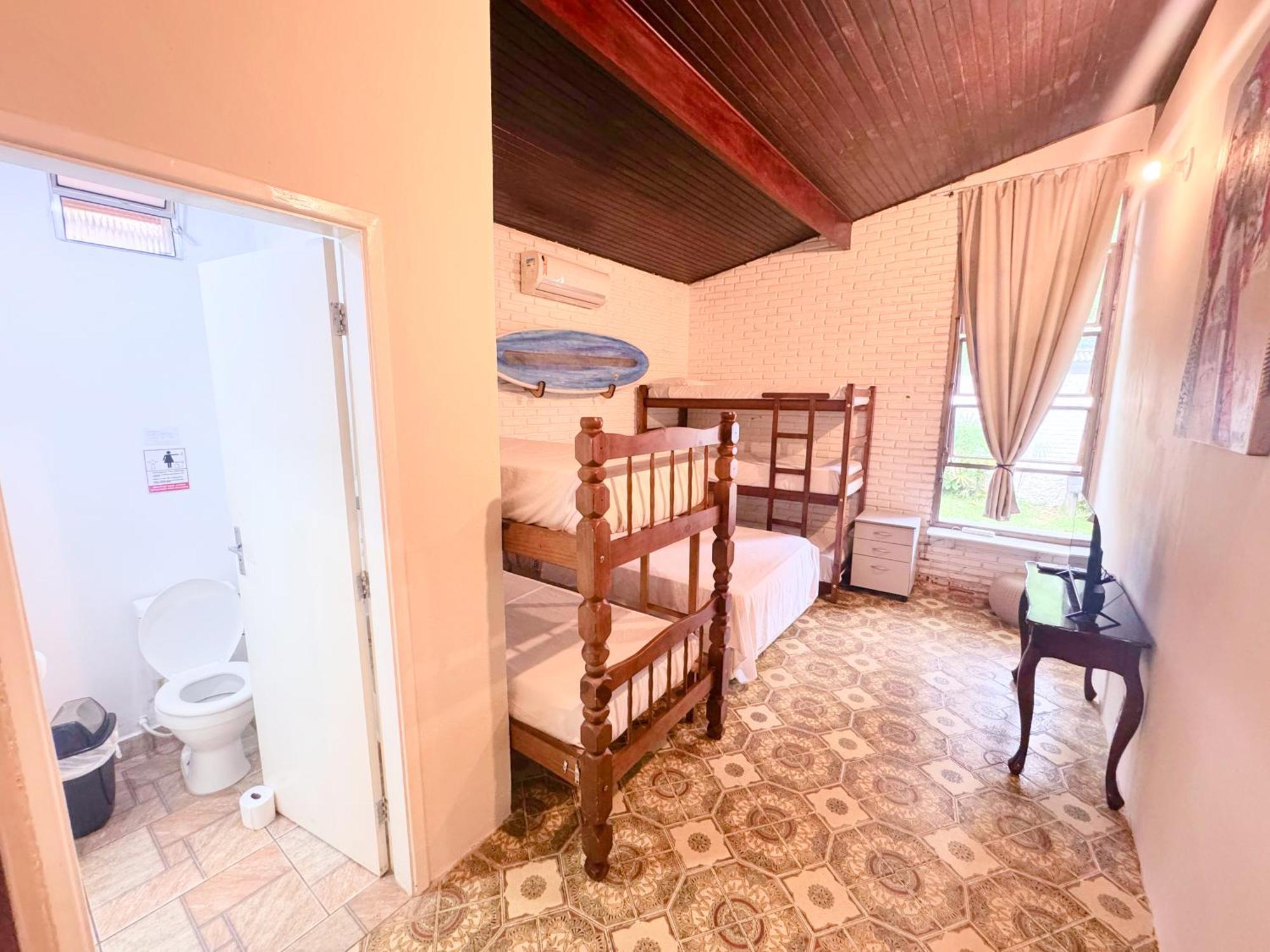 Inn Tombo Hostel&suítes