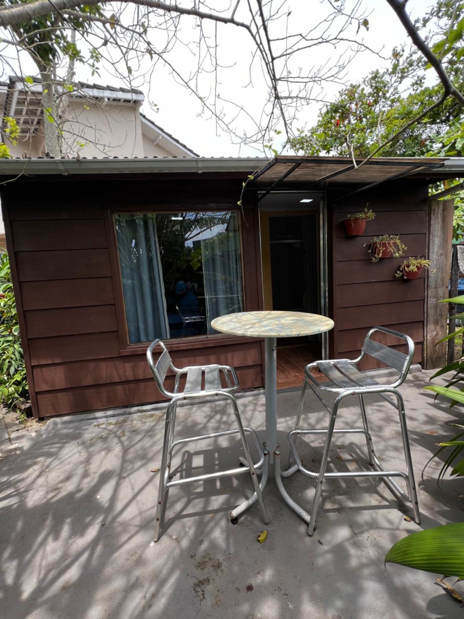 Tombo Hostel&suítes 2* Guarujá