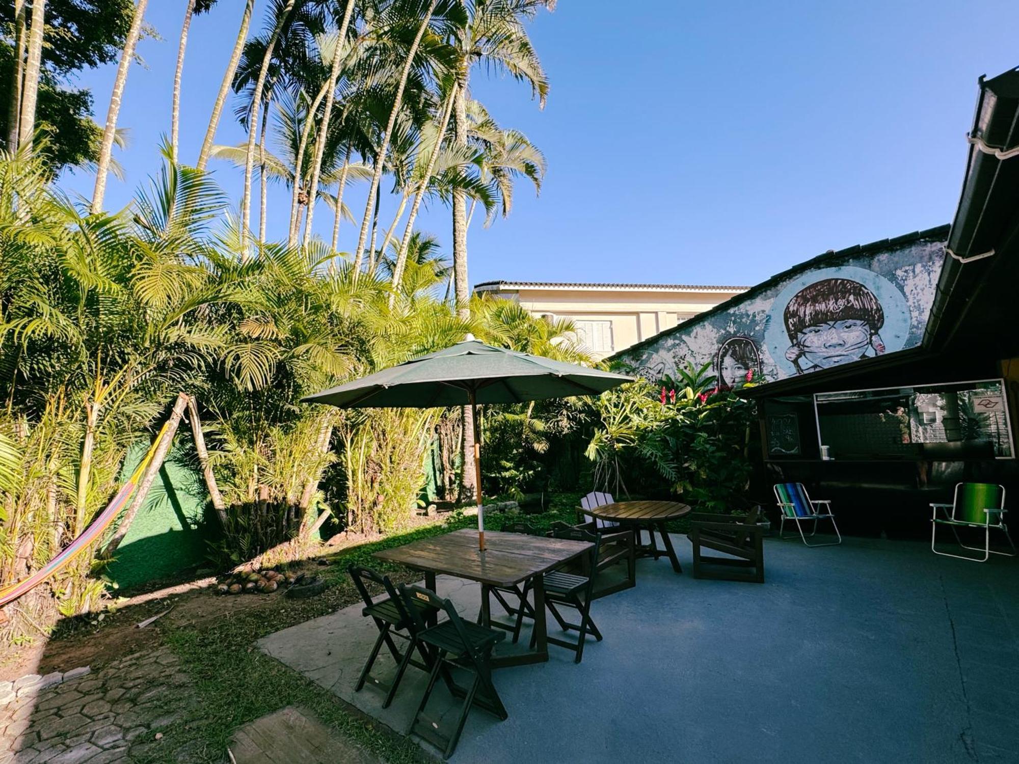 Tombo Hostel&suítes